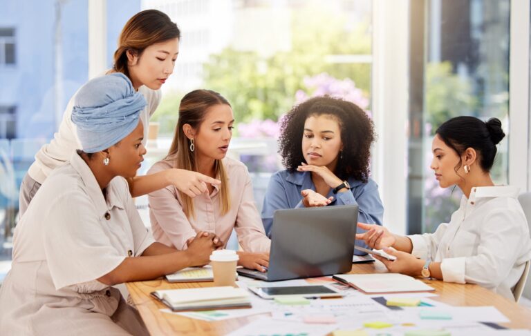 Read more about the article The Top Digital Marketing Trends in Venice, Florida: Staying Ahead of the Curve in Your Local Market